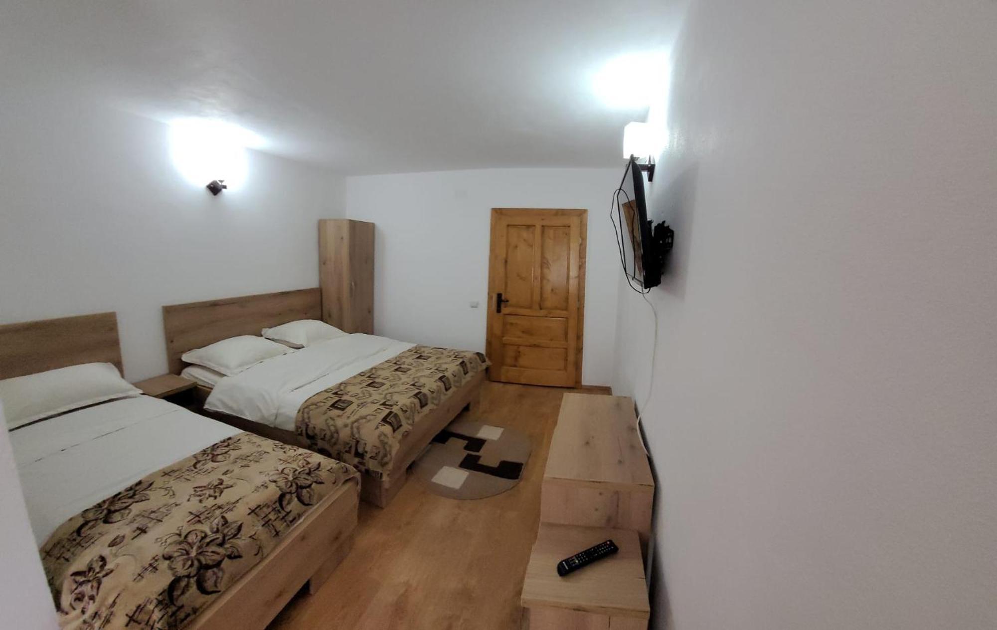 Villa Casa Ursului Vadu Motilor Esterno foto