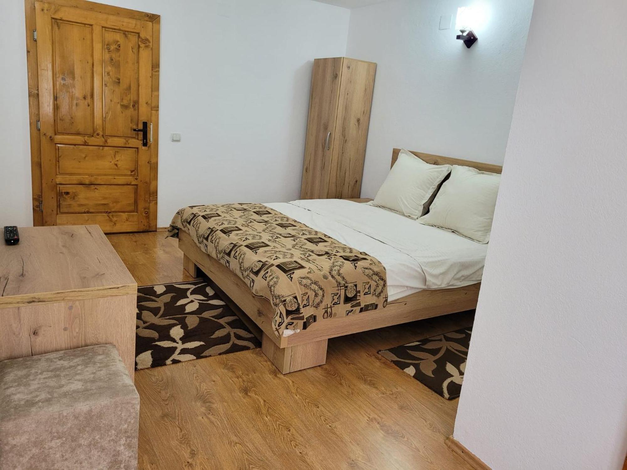 Villa Casa Ursului Vadu Motilor Esterno foto
