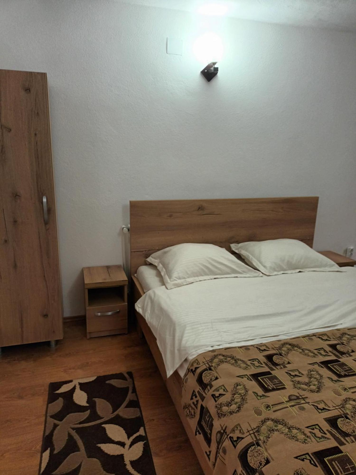 Villa Casa Ursului Vadu Motilor Esterno foto